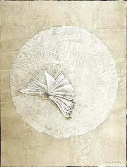 Unikat: Kreis – fliegendes Buch, Mischtechnik auf Büttenpapier mit gerissenen Kanten, 50 x 66 cm, 1.280 Euro